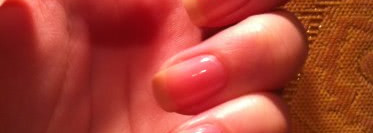 Блестящий французский маникюр от INM