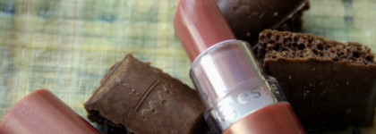 Мой первый нюд - Essence Creamy Nude #50