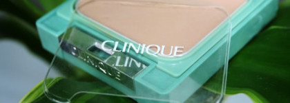 Clinique  Almost Powder Makeup SPF 15 #04 neutral -  легкая компактная пудра