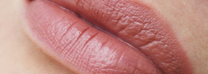 Maybelline Hydra Extreme Lipstick #742 - Luminous Beige