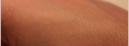 Рождественское сияние от Chanel. Пудра Poudre Universelle Libre Natural Finish Loose Powder #47 feerie