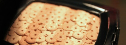 Осеннее сияние от Chanel. Chanel Lumiere D’Artifices BeigesIlluminating Powder With Shimmer