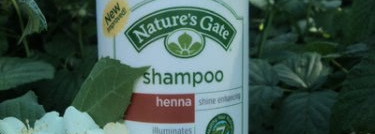 Созданы самой Природой :  Nature's Gate Henna Shine Enhancing Shampoo и Aubrey Organics Nourishing Shampoo Rosa Mosqueta