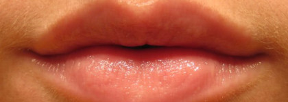 Фруктовый бальзам для губ от tianDe