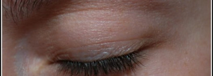 Очень, очень мне нравится тушь для ресниц  XXL от Lux-Visage, суперобъем, эффект накладных ресниц