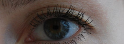 Vivienne Sabo Eventailliste Mascara Avantage Ternaire в тоне 01. Не такая, какой показалась сперва