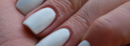 Белый лак. Nail Care LCN Nail Polish 43179-FD5