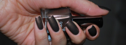 Осенний красавец Golden Rose Rich Color nail lacquer №33