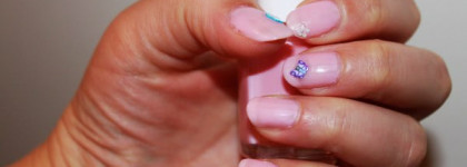 Небольшой свотч на тему о Essie и Chanel