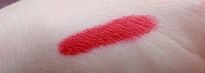 Акцент на красный: Pupa Diva's Rouge № 16