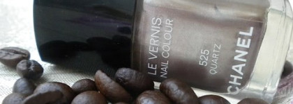 Осень уходит, а Chanel Le Vernis 525 Quartz  остаётся