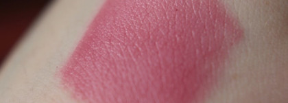 Матовые в моей косметичке. NYX Soft Matte Lip Cream и Yves Saint Laurent Lips & Cheeks Soft Matte Colour