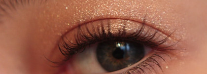Жидкие тени Yves Saint Laurent Full Metal Shadow #4 Onde Sable