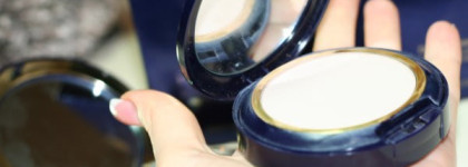 Сравнение новой и старой версии пудры Estée Lauder Double Wear Stay-in-Place Powder Makeup SPF 10 №2N1 и №2N2