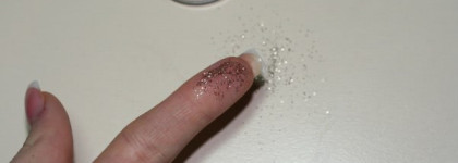 MAC в моей косметичке. Часть №6.  Подводка, глиттер и пигмент