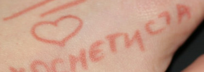 MAC в моей косметичке. Часть №8  Лайнер и блеск для губ