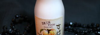 Матирующая находка Skinfood Peach Sake Pore Serum. Скажи "нет" жирному блеску