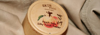 Матирующая пудра Skinfood Peach Sake Silky Finish Powder