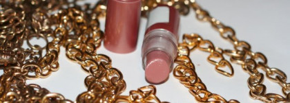 любимый нюд Essence lipstick — #50 Creamy Nude