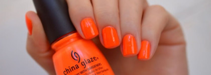 China Glaze Nail Lacquer With Hardeners - Orange Knockout