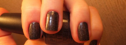 Спорный дебют - OPI My Private Jet и Uh-Oh Roll Down The Window