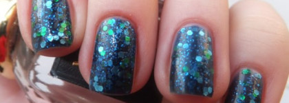 Лак для ногтей Essence Color & Go №78 Blue Addicted