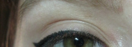 Гелевая подводка для глаз от Ffleur moon Magic Eyeliner Gel, black