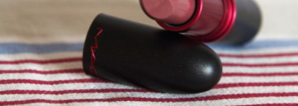 Нюд от MAC Viva Glam Lipstick V