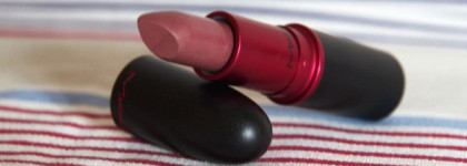 Нюд от MAC Viva Glam Lipstick V