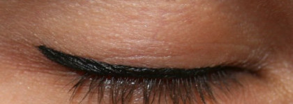 Первый опыт с подводкой Ffleur Eyeliner "Водостойкая" # Black