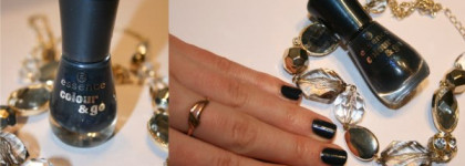 Интересный синий лак от Essence Colour&Go #126