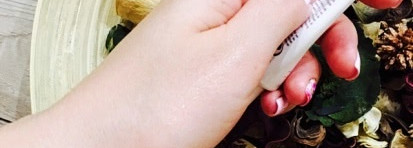 Крем для кожи вокруг глаз Avene Soothing Eye Contour Cream