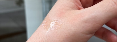 Нежное очищающее масло для всех типов кожи: Clarins Huile Très Démaquillante