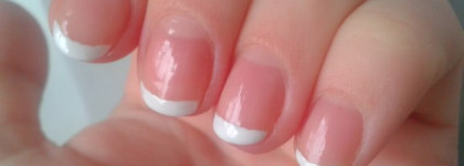 Лак для французского маникюра Эйвон