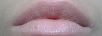 Это  помада  Lumene Natural code оттенок 3 (nuge beige)