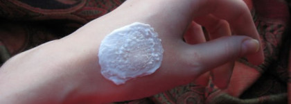 Маска-скраб Avon Planet SPA для сияющего цвета лица "Саке и рис"