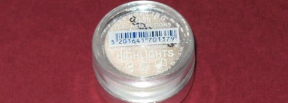 Снежное сияние с рассыпчатыми тенями Seventeen Sparkling Highlights #9 Teal Reflections