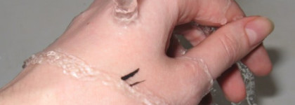 Мега-бюждетная подводка для глаз  «FF» серии FFleur — Black