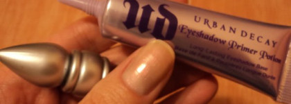 Urban Decay Eyeshadow Primer Potion-идеальная база под тени