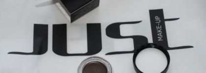 Он начал набирать популярность. Just Make Up BrowGel №418