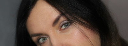 Он начал набирать популярность. Just Make Up BrowGel №418
