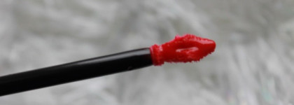 Красивый, приятный, но ....YVES Saint Laurent Gloss Volupte, 207 Rouge Velours