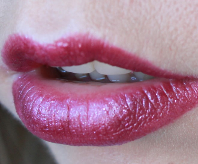 Февральская спутница - помада Inglot lipstick freedom system 71