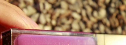 Ого, какой он яркий! Блеск для губ Sleek "Gloss Me" Tai Orchid 23