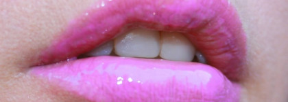 Ого, какой он яркий! Блеск для губ Sleek "Gloss Me" Tai Orchid 23