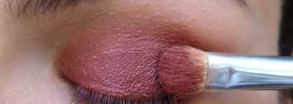 Эффектный макияж Cranberry smoky-eyes