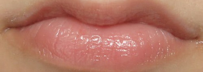 Питательный блеск для губ "Утренняя роса" от Faberlic