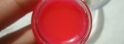 Питательный блеск для губ "Утренняя роса" от Faberlic