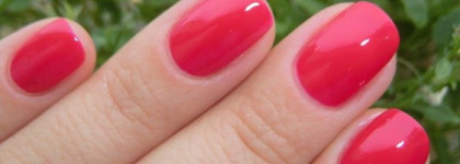 Клубничный красавчик - Jessica Custom Nail Colour 670 "Seductress"