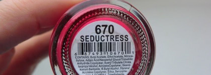 Клубничный красавчик - Jessica Custom Nail Colour 670 "Seductress"